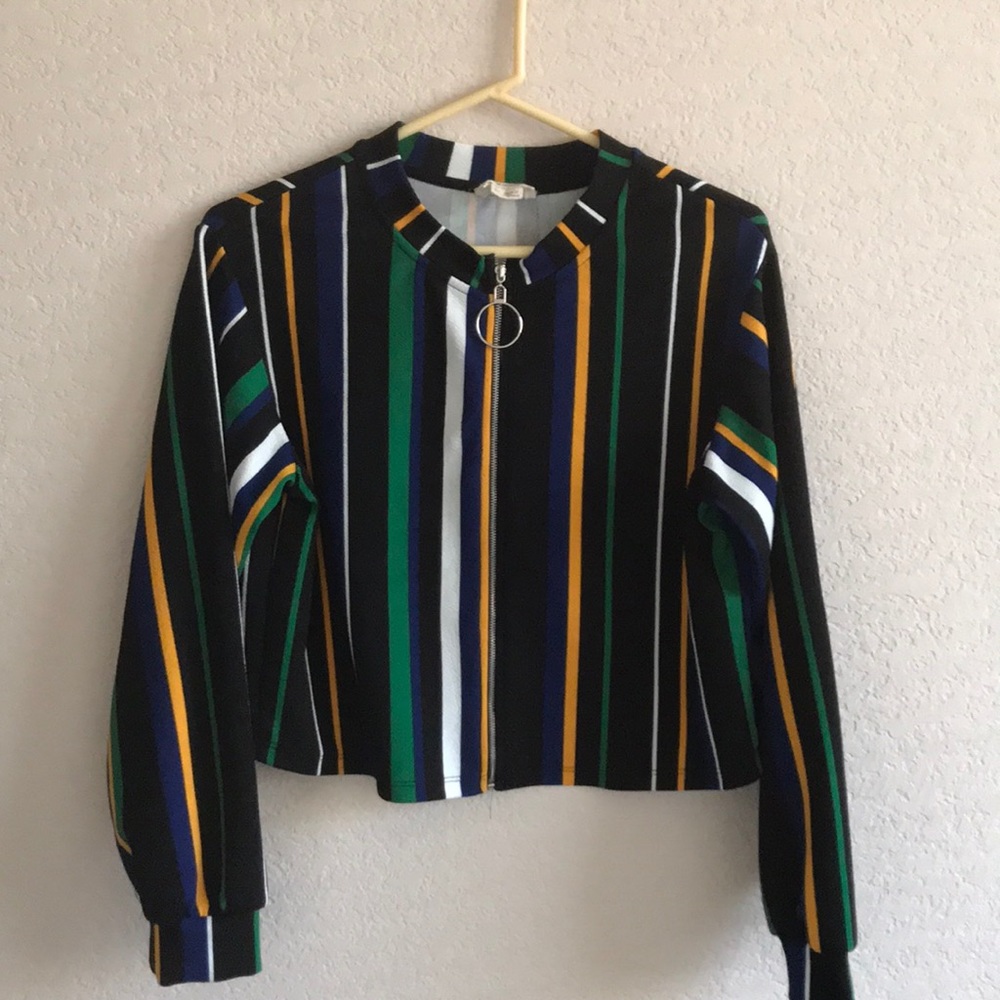 Long sleeve crop top